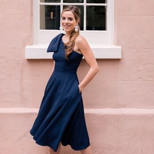 ⭐️Like New⭐️ Gal Meets Glam Yvonne Navy Bow Dress